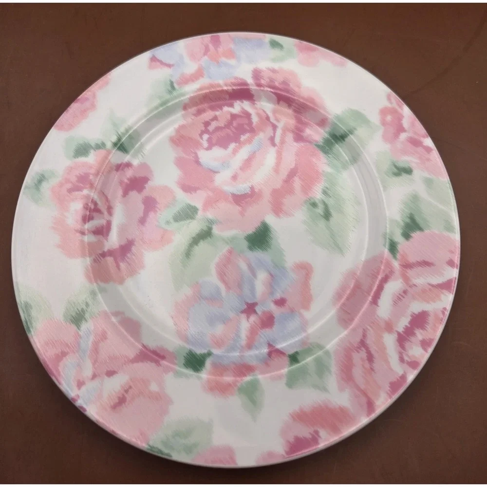 Vintage Dinner Plates /Salad. 2 In Set Pink Roses‎ And Design By Lynn Hollyn